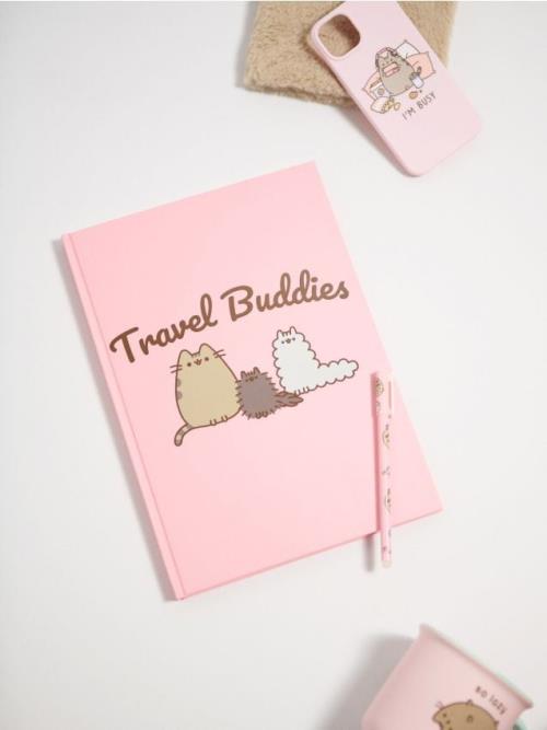 Sinsay - A4 zošit so štvorčekmi Pusheen the Cat - broskyňová