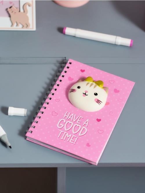 Sinsay - A5 špirálový zošit so squishy hračkou - ružová