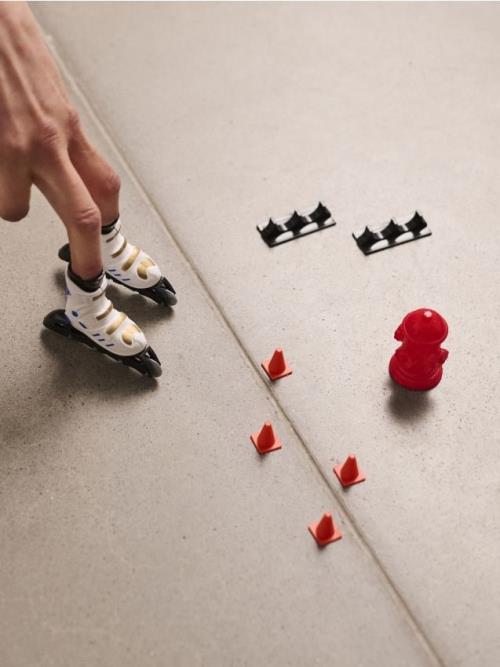 Sinsay - Finger skating – sada s kolieskovými korčuľami na prsty - biela