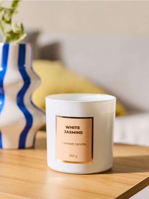 Sinsay - Voňavá sviečka White Jasmine - biela
