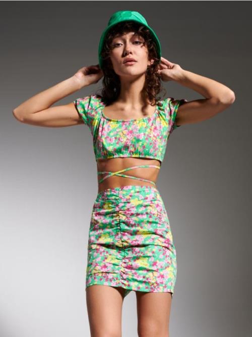 Sinsay - Crop top s viazaním - viacfarebná