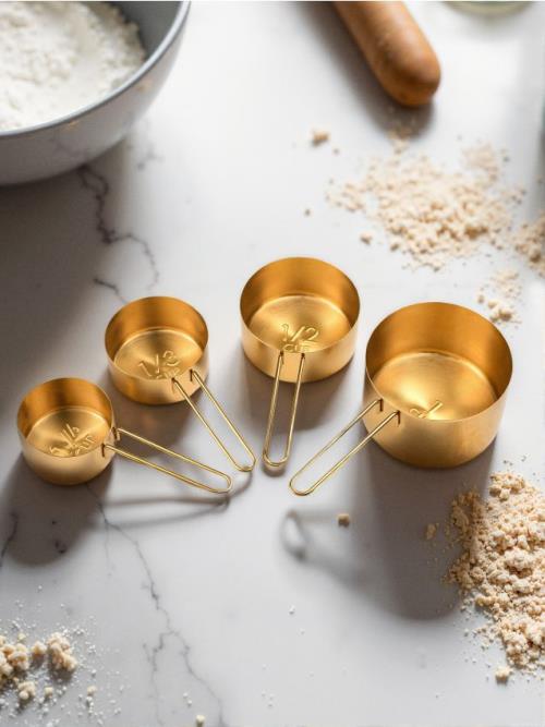 Sinsay - KITCHEN MEASURING TOOLS - zlatá