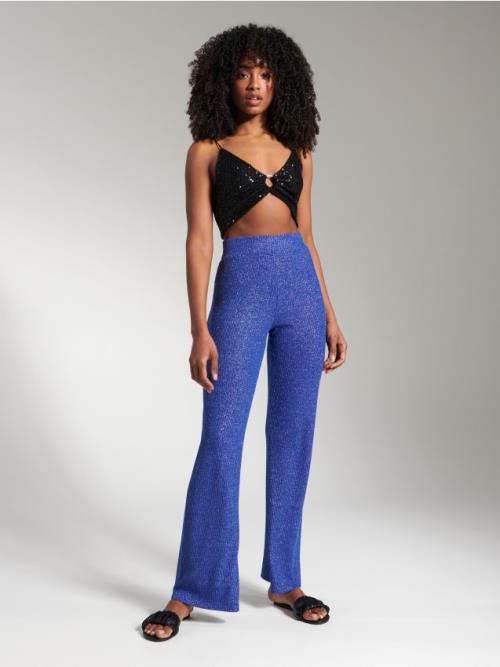Sinsay - Crop top na tenké ramienka - čierna