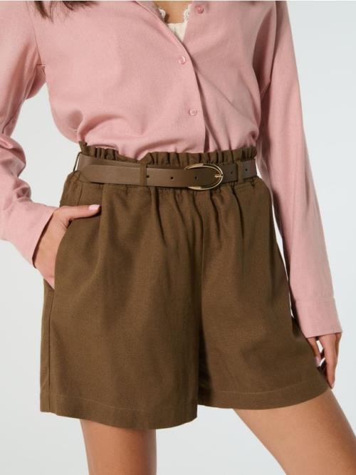 Sinsay - Šortky v štýle smart casual - kávová